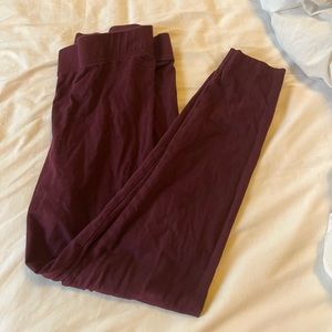 Old Navy burgundy leggings